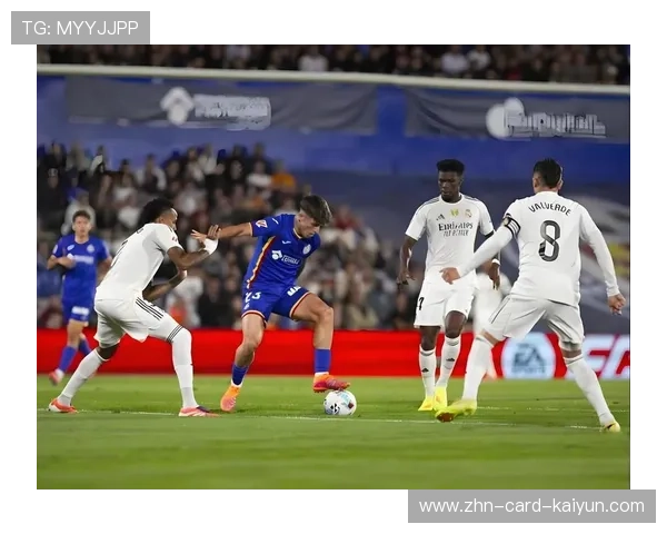 皇家马德里连续推进逼迫对方降节奏 皇家马德里连续推进逼迫对方降节奏