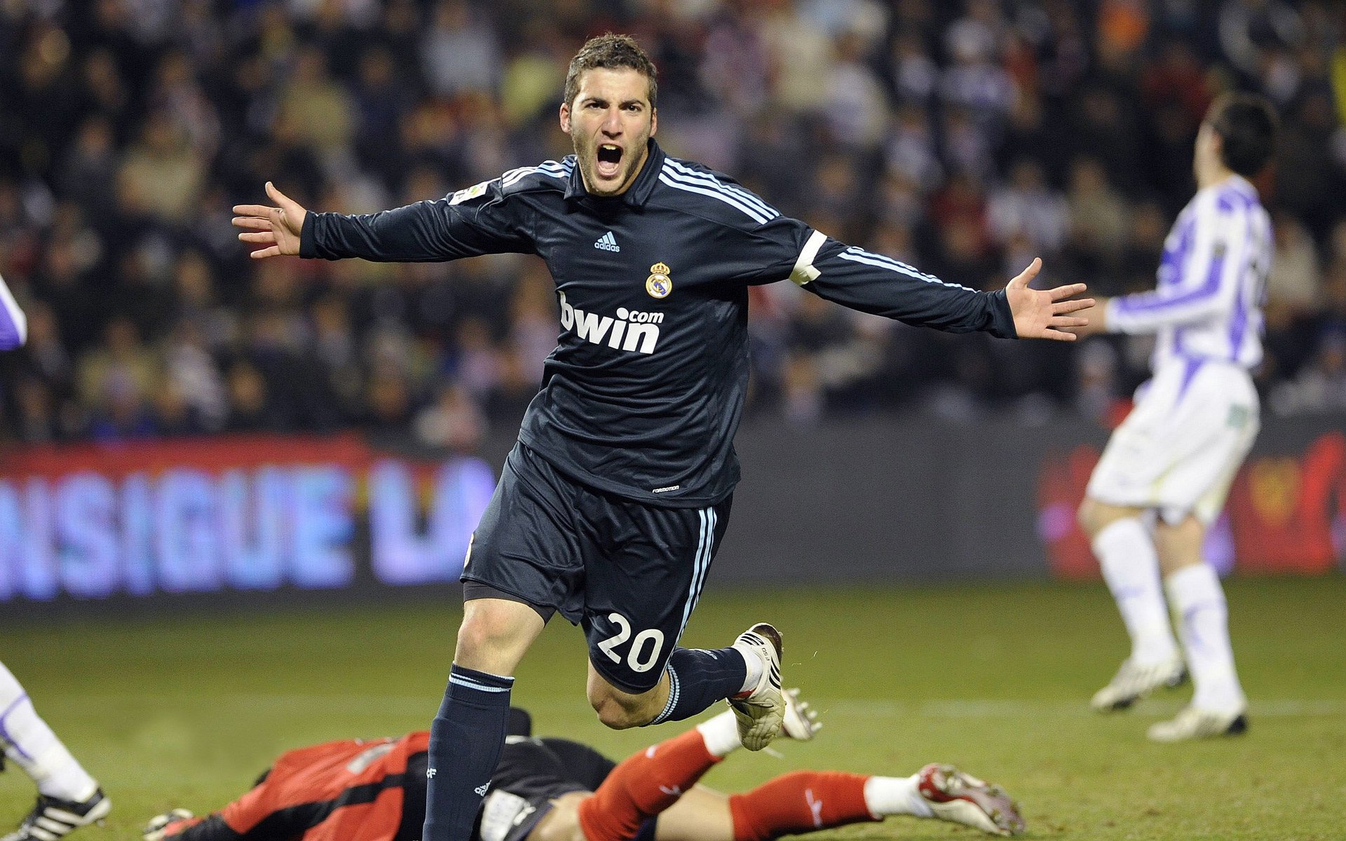 世界杯扩军至48队,新赛制引发广泛讨论,世界杯扩军48队亚洲名额